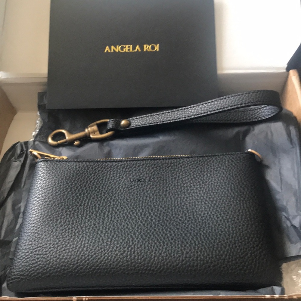 Angela Roi Multifunctional Pouch